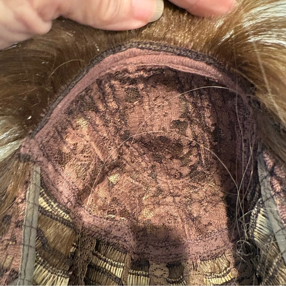 Brown with Blonde Highlights Long Layered Wig! Synthetic! Great! Set part. Bang - Picture 9 of 14